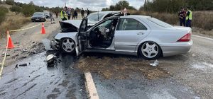 Karabük'te iki otomobilin çarpıştığı kazada 4 kişi yaralandı