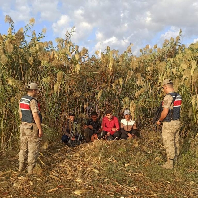 Kilis'te 4 düzensiz göçmen yakalandı