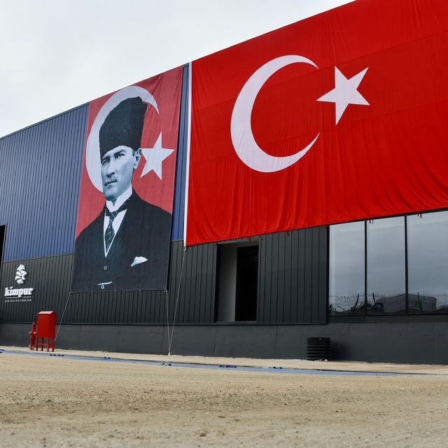 Poliüretan sistem üreticisi KİMPUR, Düzce'deki yeni fabrikasıyla hedef büyü...