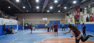 Başçiftlik'te voleybol turnuvası devam ediyor