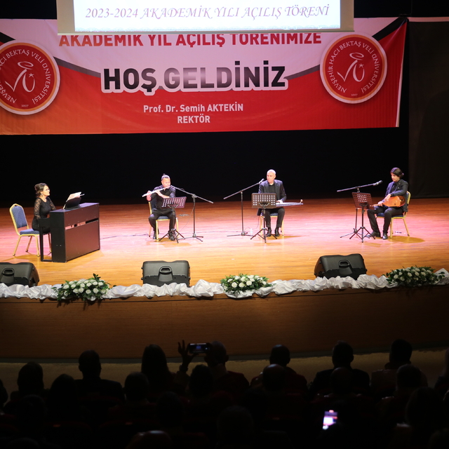 NEVÜ'nün 2023-2024 Akademik Yılı törenle açıldı