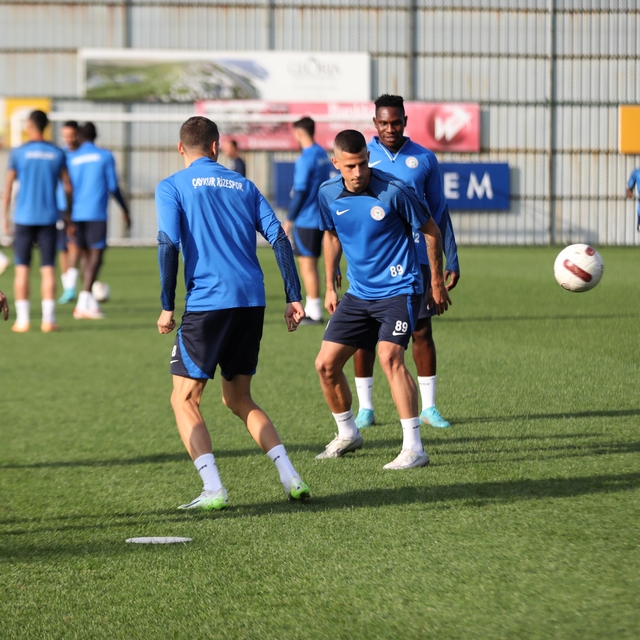 Çaykur Rizesporlu futbolcu Minchev: "Samsunspor maçında çok daha iyi oynama...