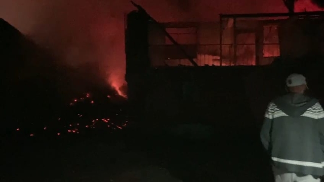 Amasya´da 2 ev, 2 garaj ve 1 samanlık yandı