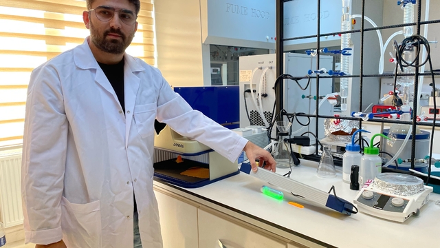 Bartın Üniversitesinde elektrik üretebilen "akıllı" pencere sistemi geliştirildi