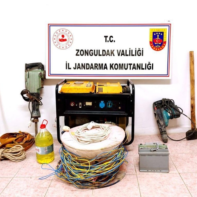 Zonguldak'ta kaçak kazı iddiasıyla yakalanan 7 zanlı salıverildi