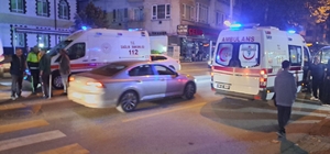 Sakarya'da motosikletin yayaya çarptığı kazada 2 kişi yaralandı