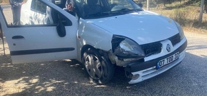 Antalya'daki trafik kazasında 2 kişi yaralandı