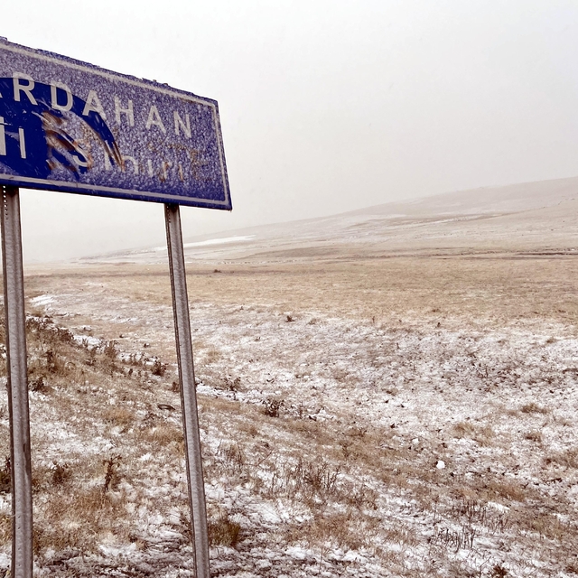 Ardahan'da kar yağışı yüksek kesimleri beyaza bürüdü