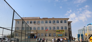 Diyarbakırlı kebapçı mangalını 2 yıldır öğrenciler için yakıyor