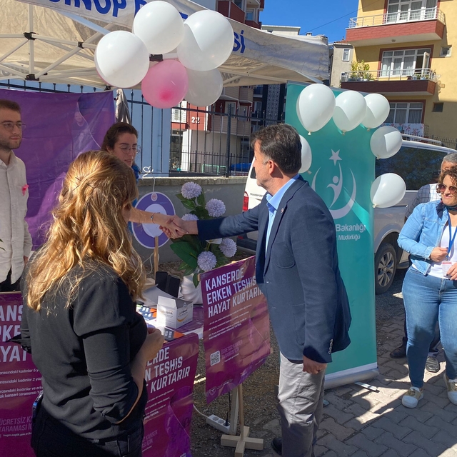 Türkeli'de meme kanseriyle ilgili bilgilendirme yapıldı