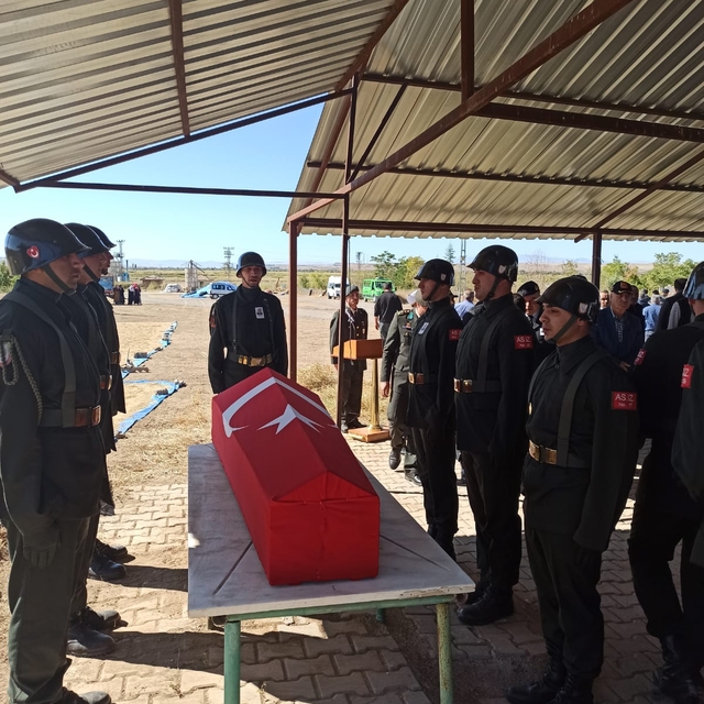 Çankırılı Kıbrıs gazisi son yolculuğuna uğurlandı