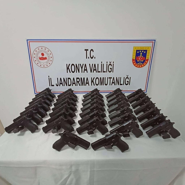 Konya'daki silah ve uyuşturucu operasyonlarında 4 kişi yakalandı