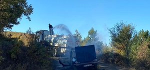 Saraydüzü'nde seyir halindeki otomobilde yangın sonucu hasar oluştu