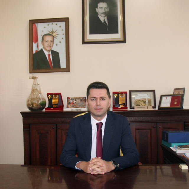 Hafik Kaymakamı Yusuf Keten görevine başladı