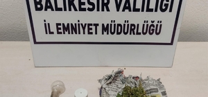 Susurluk'ta uyuşturucu operasyonlarında 3 kişi yakalandı