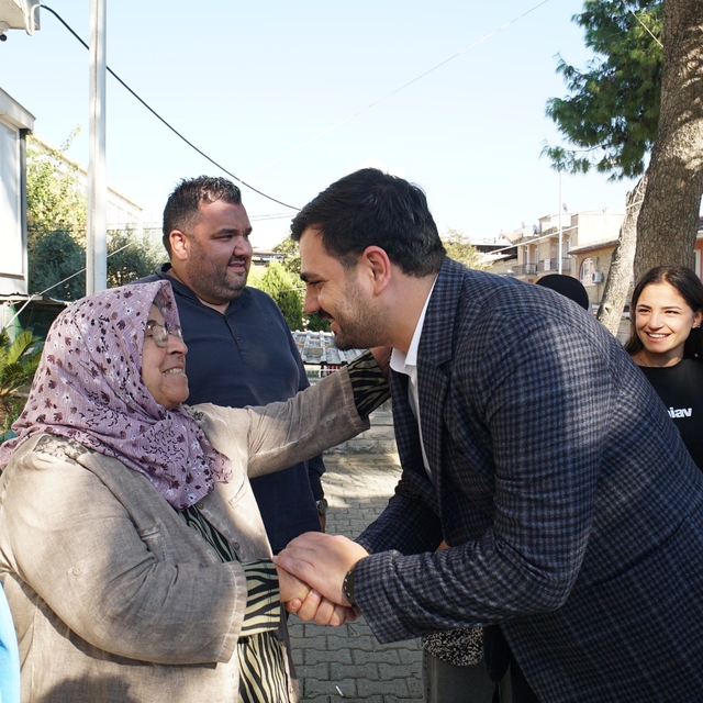 AK Parti'li İnan Ödemiş Ve Kiraz'da ziyaretlerde bulundu