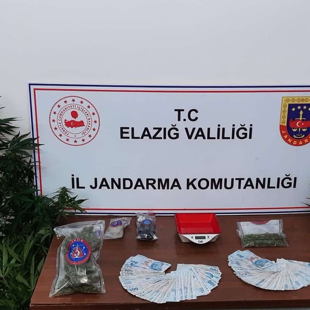 Elazığ'da uyuşturucu operasyonunda 4 şüpheli yakalandı