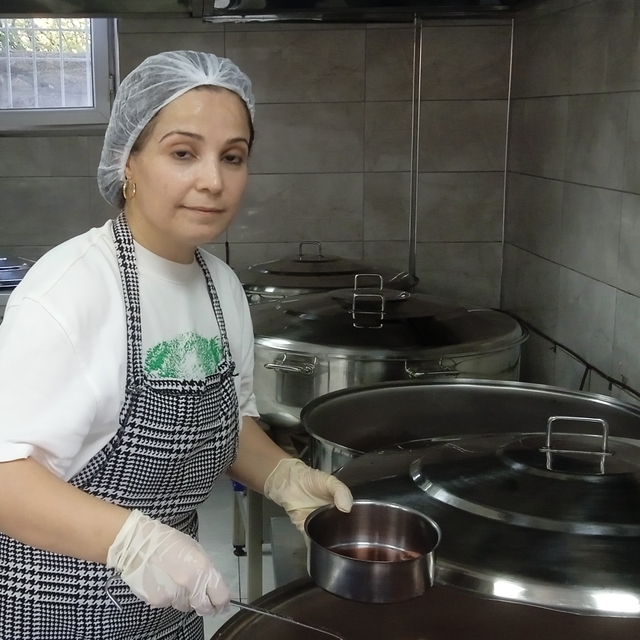 Kozluk'ta "El Sanatları ve Yöresel Ürünler Satış Mağazası" açıldı