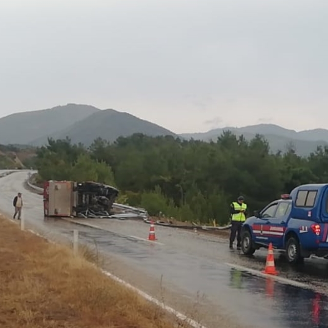 Kastamonu'da 2 trafik kazasında 3 kişi yaralandı