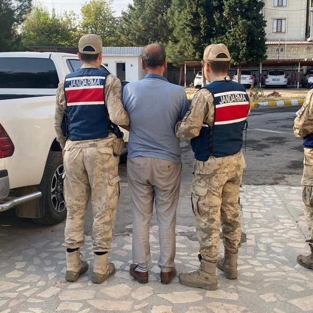 Diyarbakır'da 16 yıl 3 ay kesinleşmiş hapis cezası bulunan firari hükümlü y...