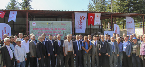 Uşak'ta çiftçilere ücretsiz yem bitkisi tohumu dağıtıldı