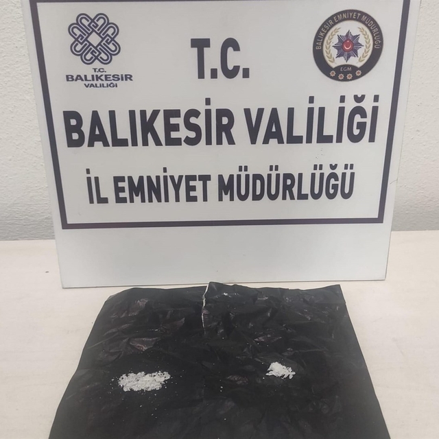 Balıkesir'de uyuşturucu operasyonlarında 2 kişi yakalandı