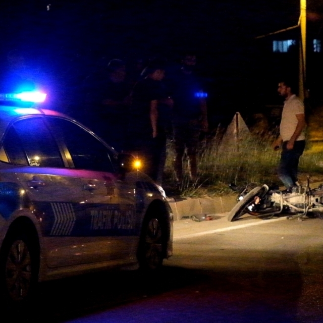 Mersin'de trafik kazasında 1 kişi öldü, 2 kişi yaralandı