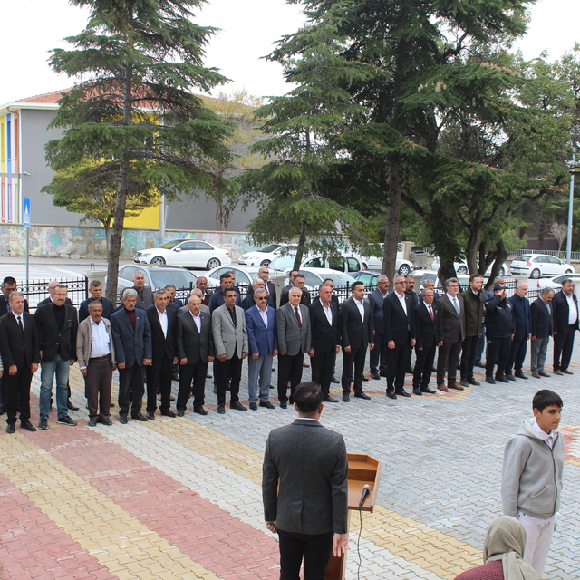 Yunak'ta Muhtarlar Günü kutlanıyor