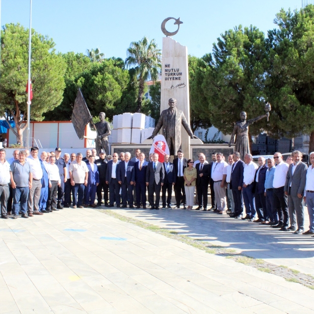 Mersin'in ilçelerinde Muhtarlar Günü kutlandı