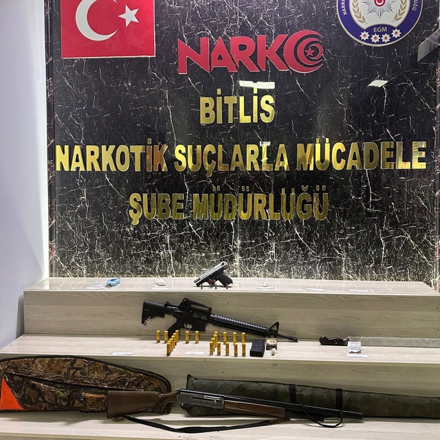 Bitlis'te uyuşturucu operasyonunda yakalanan 13 şüpheli tutuklandı
