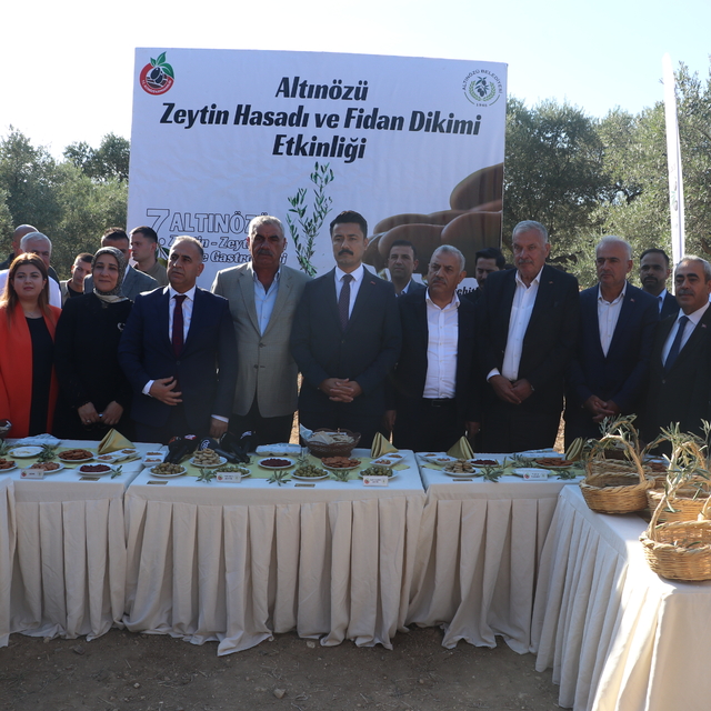 Hatay'da "7. Altınözü Zeytin, Zeytinyağı ve Gastronomi Festivali" düzenlend...