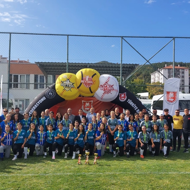 Kızılcahamam'da Türkiye Softbol Şampiyonası sona erdi