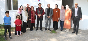 AK Parti Van Milletvekili Türkmenoğlu kadın kooperatiflerini ziyaret etti