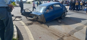 Gediz´de TIR ile otomobilin kavşakta çarpışması sonucu 1 kişi öldü, 1 kişi...