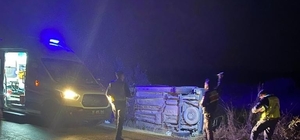 Balıkesir'de kamyonet traktöre çarptı; 1 ölü, 2 yaralı