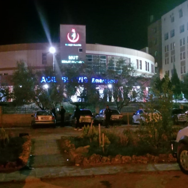 Mersin'de eşini silahla vuran kişi intihar etti