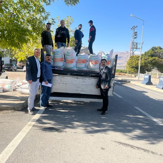 Kale'de çiftçilere sertifikalı tohumlar dağıtıldı