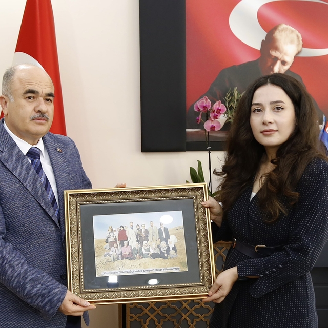 Vali Dağlı, 25 yıl önce kaymakamlık yaptığı Bayat'ı ziyaret etti