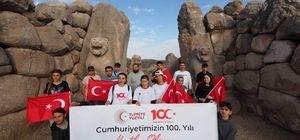 Üniversite öğrencileri Hattuşa Antik Kenti'ni görüntüledi