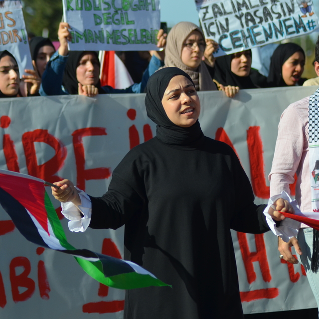 Kütahya'da üniversite öğrencileri İsrail'in Gazze'ye saldırılarını protesto...