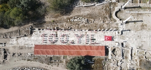 Gladyatörler kentinde "100. Yıl" ve "Türkiye" koreografisi oluşturuldu