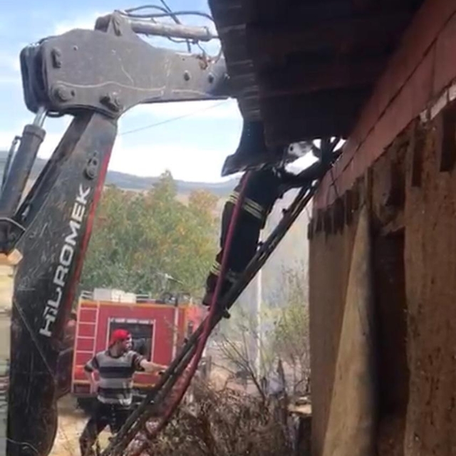 Hüyük'te bir evde çıkan yangın söndürüldü