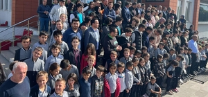 Sarıoğlan'da "Cumhuriyetimizin 100. yılına 100 tablo" sergisi açıldı