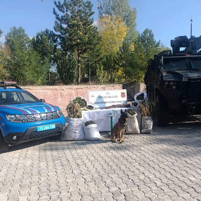 Bitlis'te 28 kilo 560 gram esrar ele geçirildi