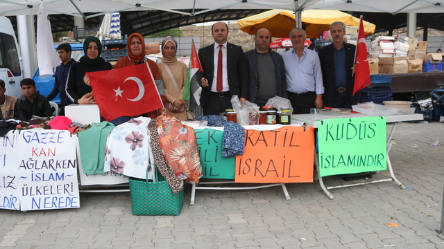 Taşova'da Filistin yararına kermes düzenlendi