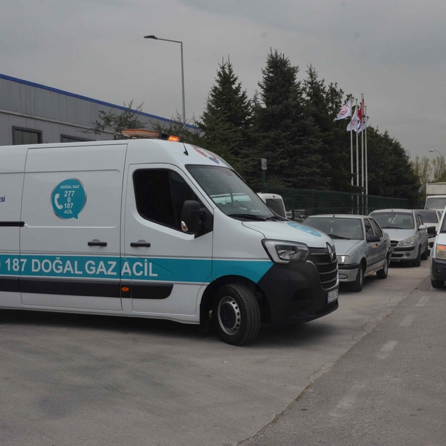 Sakarya'da fabrikada alüminyum tozu parlaması: 1 işçi yaralandı