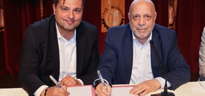 Uşak Belediyesinde toplu iş sözleşmesi imzaladı