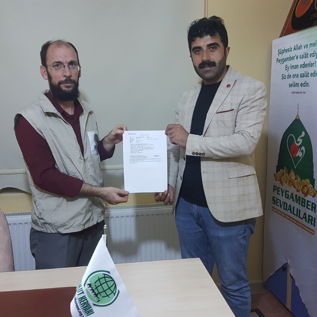 Bingöl'deki esnaf bir günlük gelirini Filistinlilere bağışladı