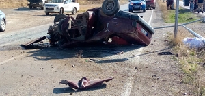 Ağrı'da elektrik direğine çarpan otomobilin sürücüsü yaralandı