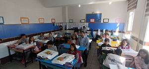 Sınıf başkanı seçilen öğrencinin seçim vaadi gerçek oldu